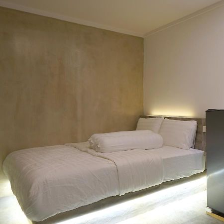 Djuragan Kamar Mangga Besar Hostel Jakarta Exterior photo